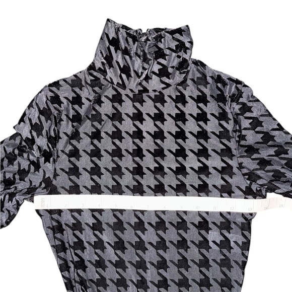 Naked Wardrobe Black Sheer & Velvet Houndstooth Long Sleeve Jumpsuit Size Small - Picture 7 of 9
